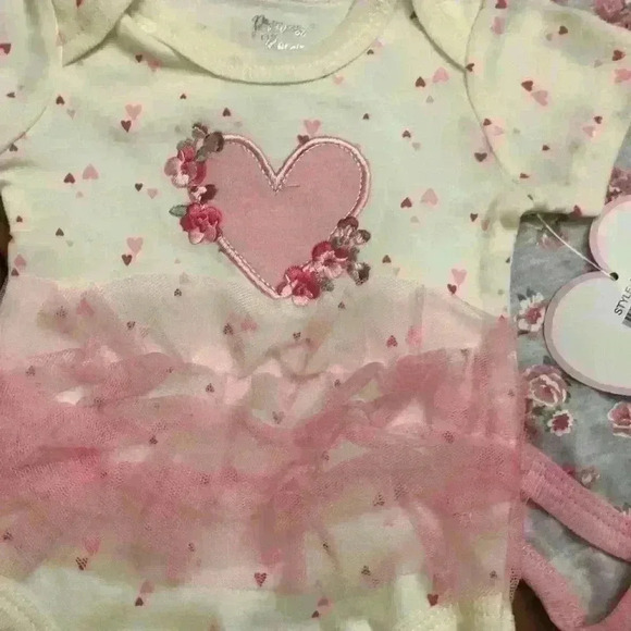 Duck duck goose/ princess rose onsies. 0-3 months - Picture 2 of 7